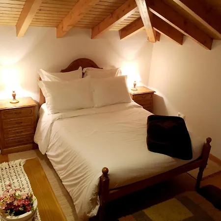 2 Bedrooms With Sea View Enclosed Garden And Wifi At Lombo Do Doutor 4 Km Away From The Apartment