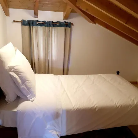 2 Bedrooms With Sea View Enclosed Garden And Wifi At Lombo Do Doutor 4 Km Away From The * Ribeira do Raposo